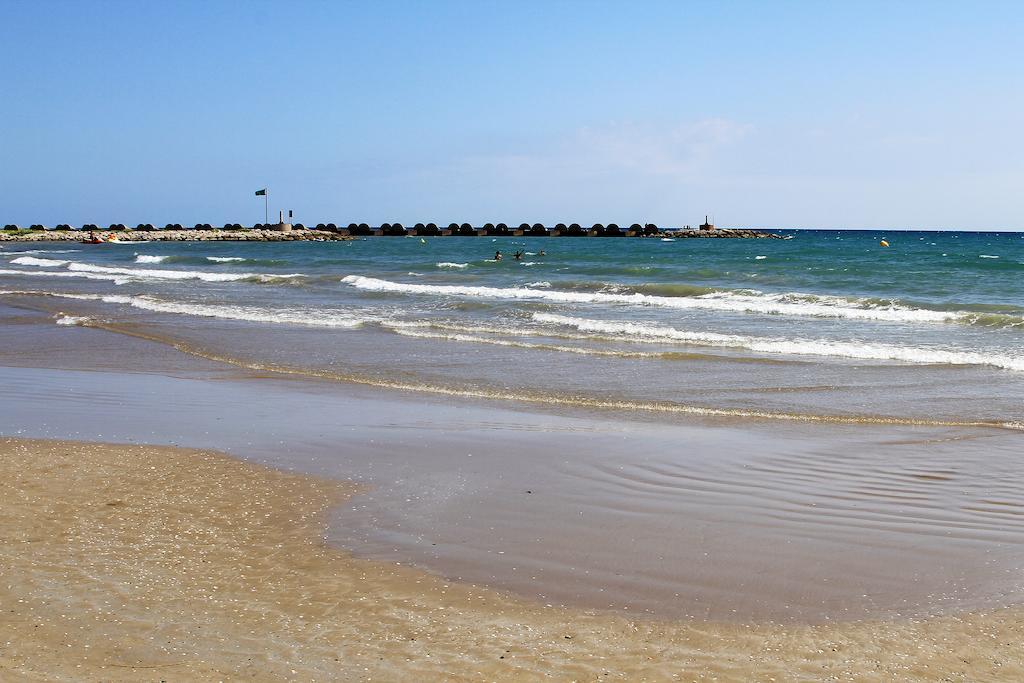 Camping La Rueda Cubelles Exterior photo