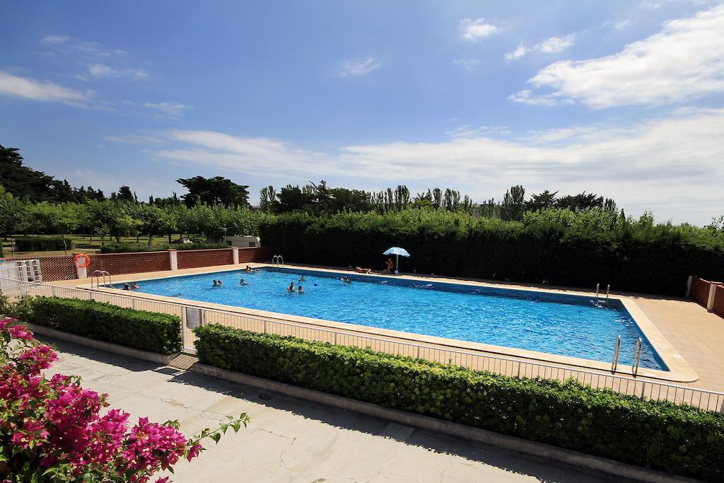 Camping La Rueda Cubelles Exterior photo